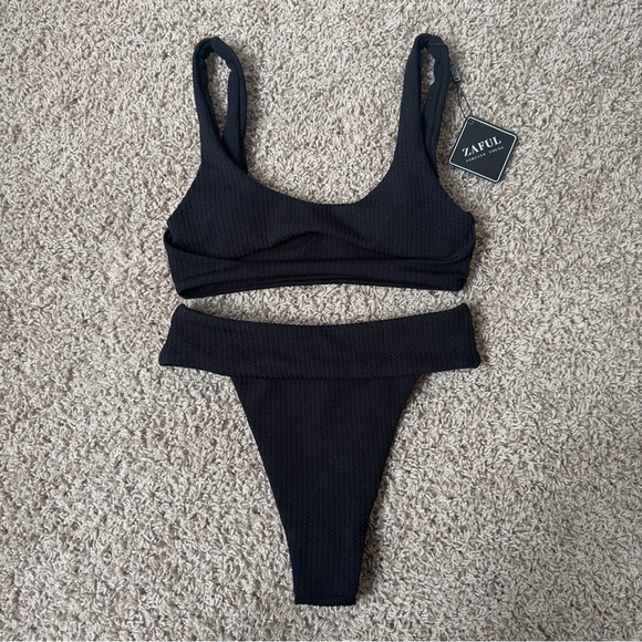 Zaful Cut Out Two Piece Bikini Black - Picture 2 of 5